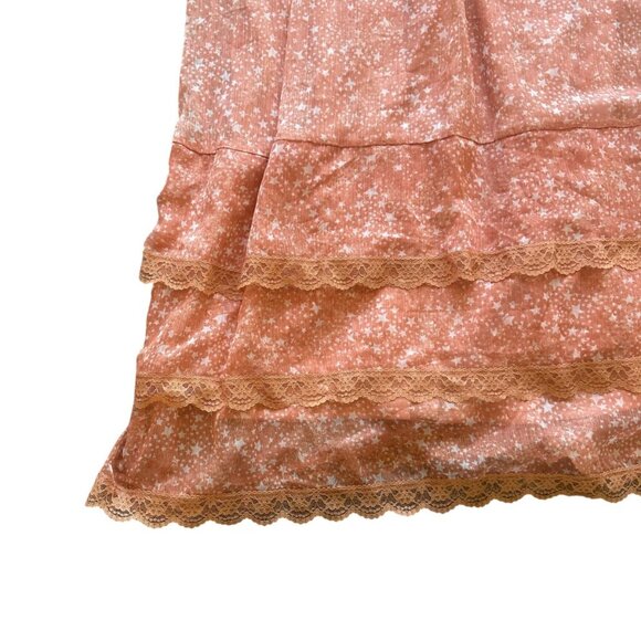 BTFL-Life Coral Maxi Dress Tiered Lace Trim Star Print Flowy Size Medium NWT - Picture 6 of 12